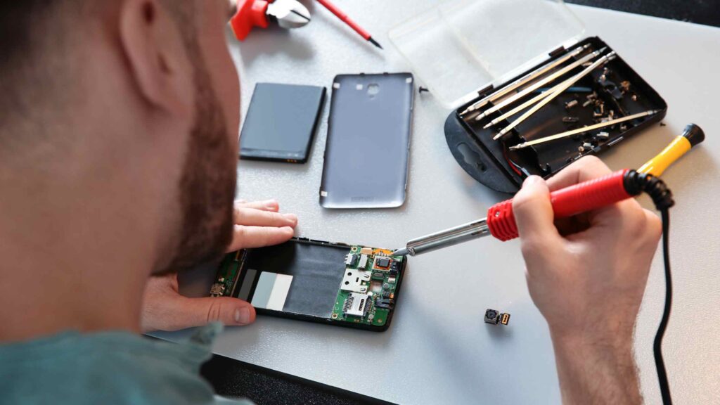 Guide to getting a broken cellphone screen repair in Corstorphine