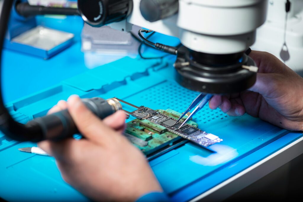 Mr Fix: Your Trusted Phone Repair Store in Edinburgh, Kilmarnock, and Corstorphine